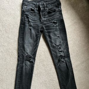 Mens- teenager American Eagle Skinny ripped jeans